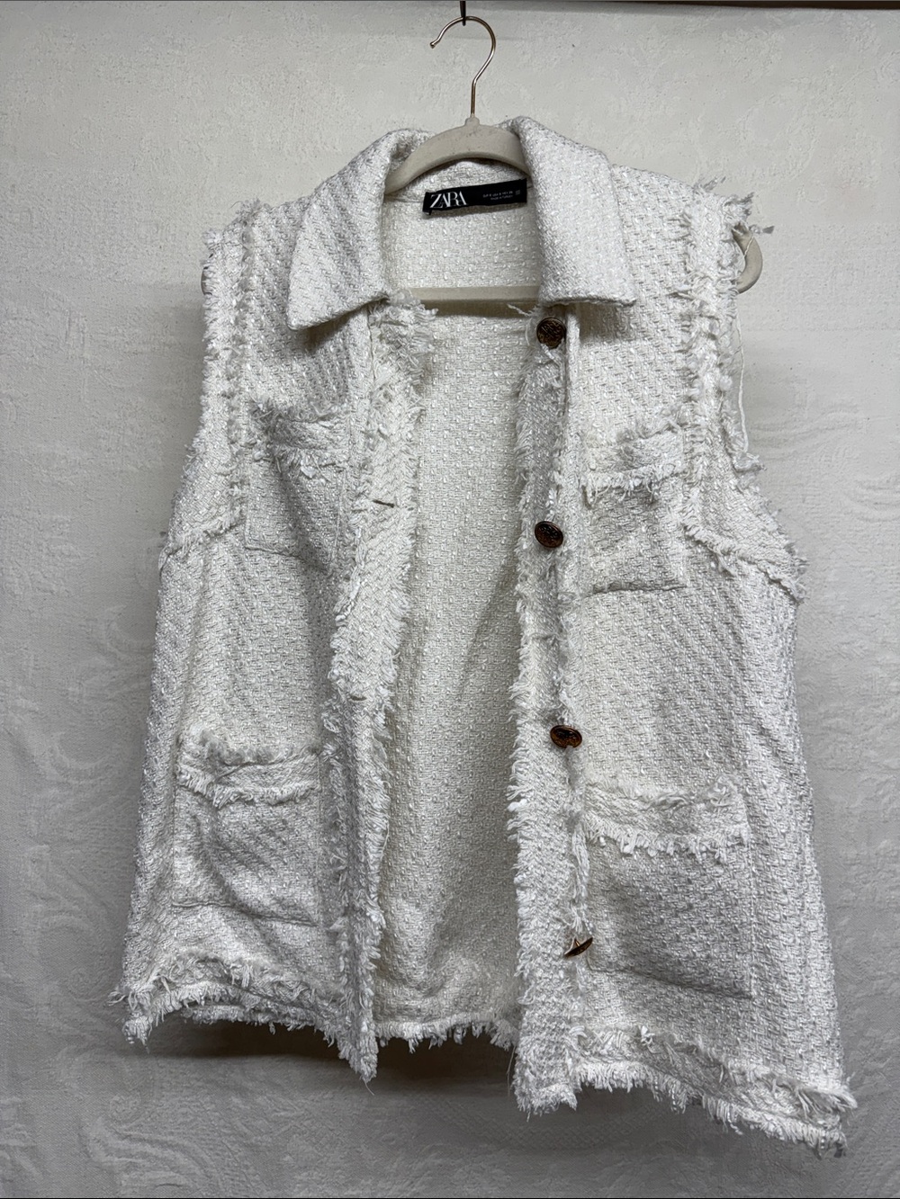 Zara Cream Textured Frayed-Trim Sleeveless Vest